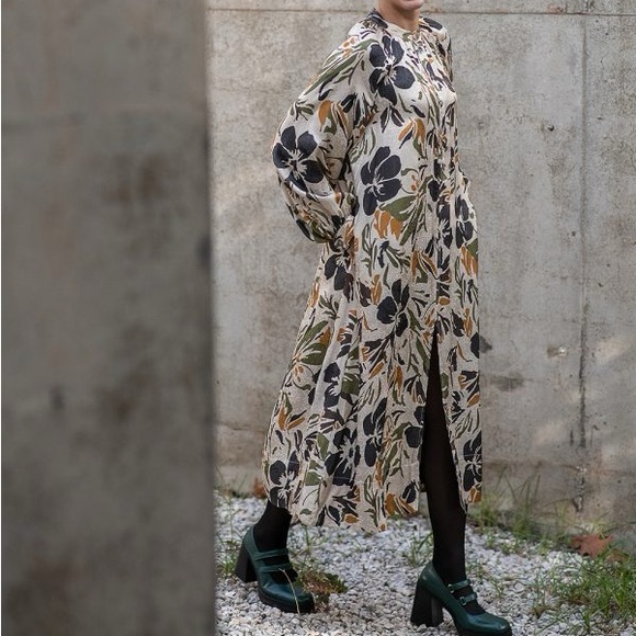 272. See U Soon NWT Floral Patterned Long Sleeve Button Front Belted Midi Dress - Picture 1 of 8
